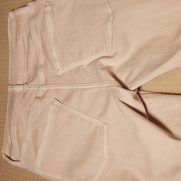 Lauren Conrad Women’s Blush Pink Denim Jeans - Picture 2 of 6